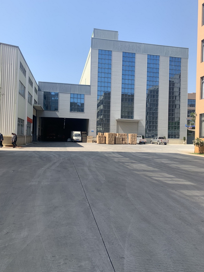 Beau temps, quartier industriel agréable